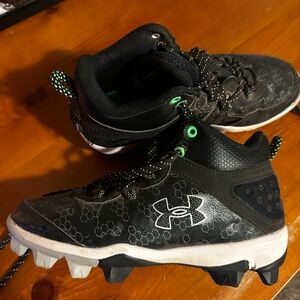 Under Armour Black and White Athletic Cleats